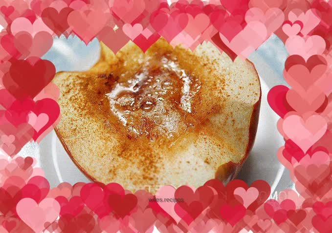 Winter dessert---baked apples