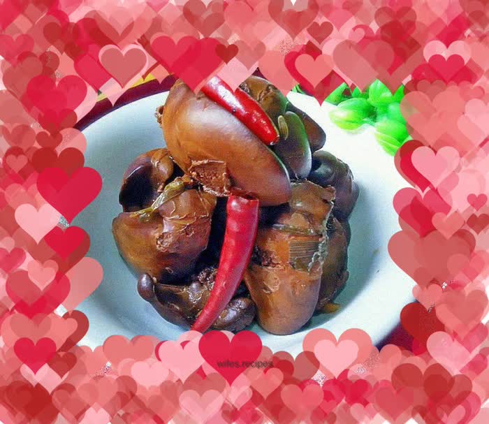 Chicken liver in sauce