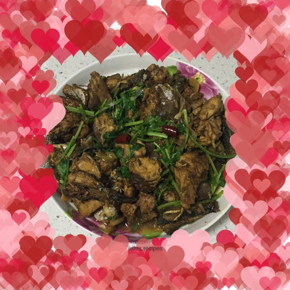 Home-style braised mackerel