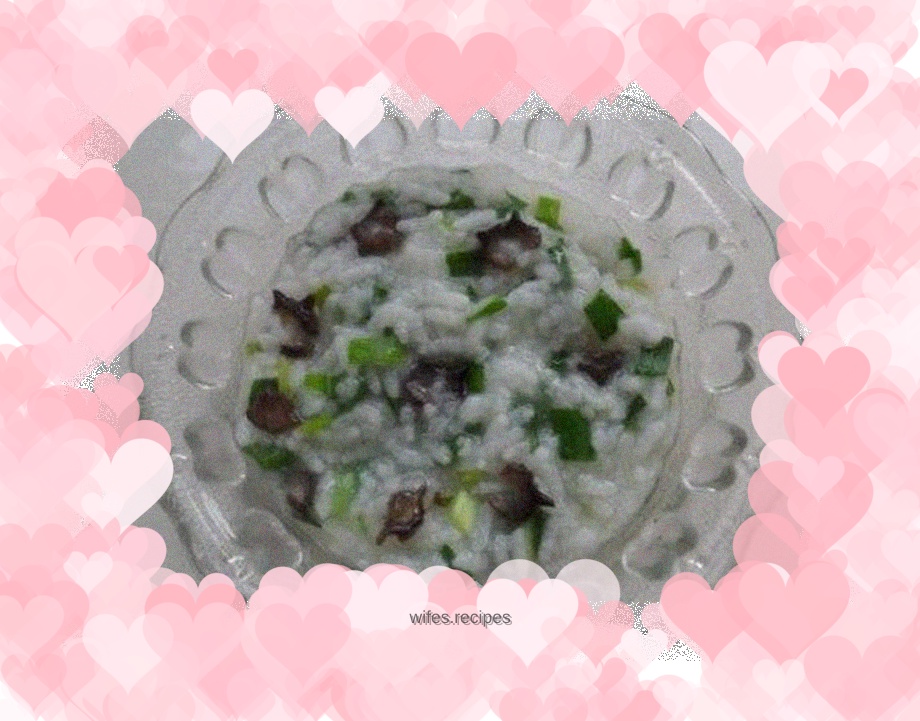 Sea cucumber and leek porridge