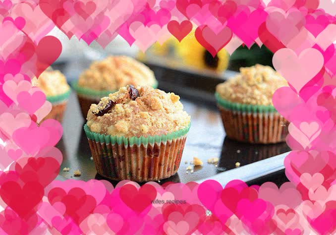 Banana Crispy Muffins