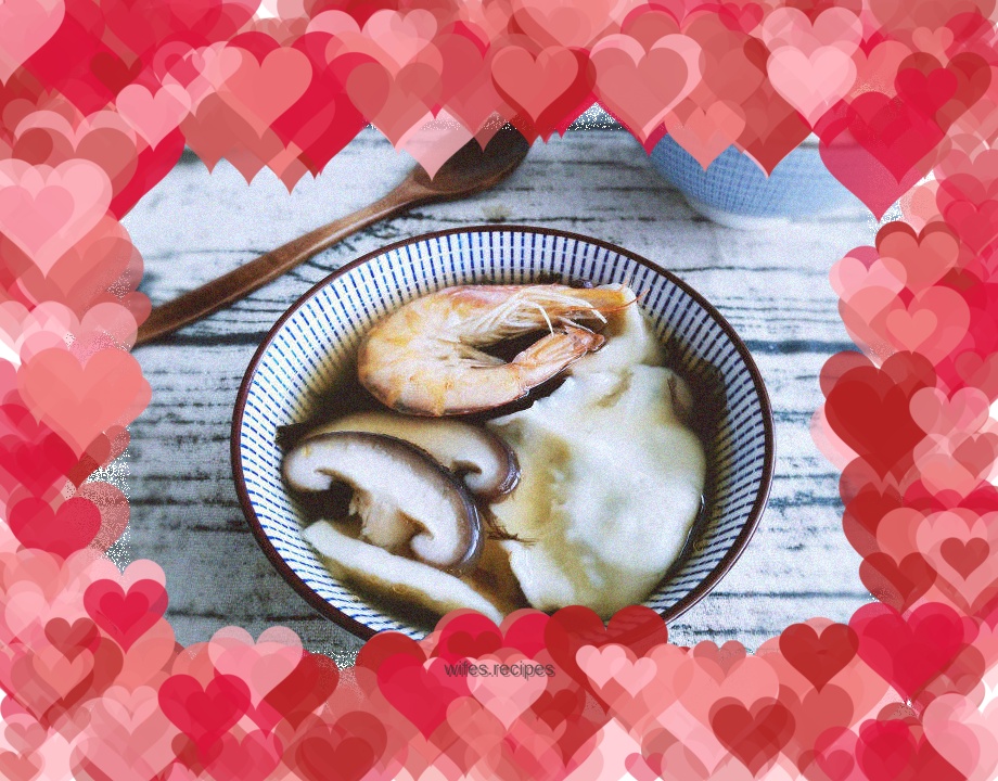 Shrimp soup dumplings