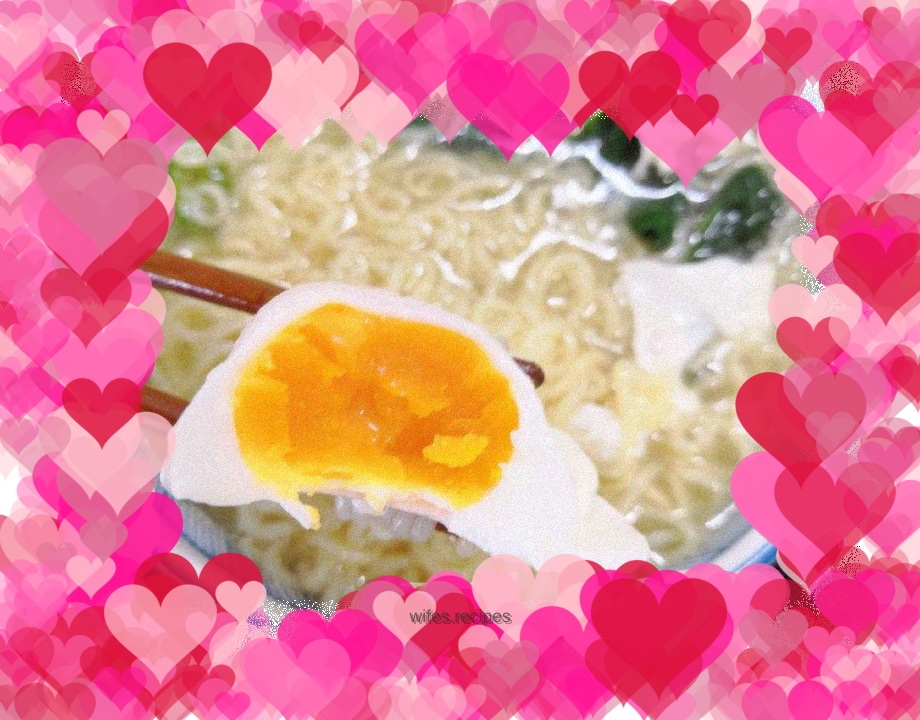 Spinach and egg noodles