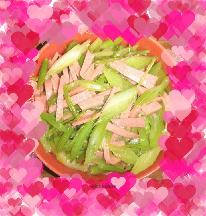 Fried ham sausage with celery