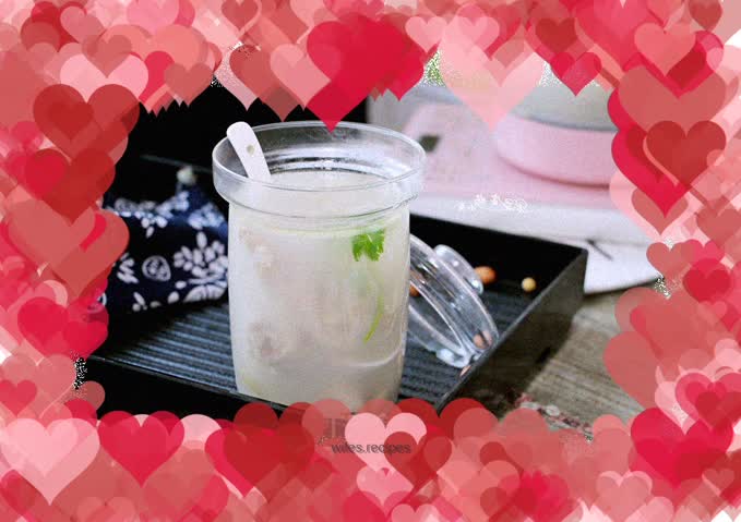 Pork trotters, chicken feet and peanut soup