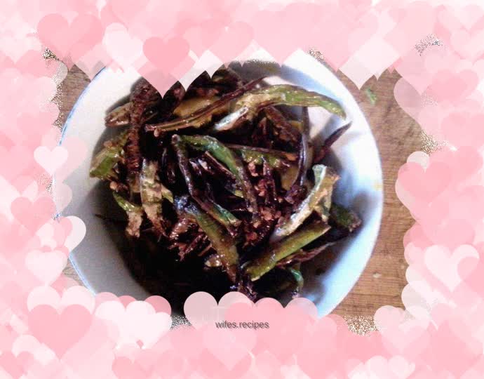 Green pepper preserved egg