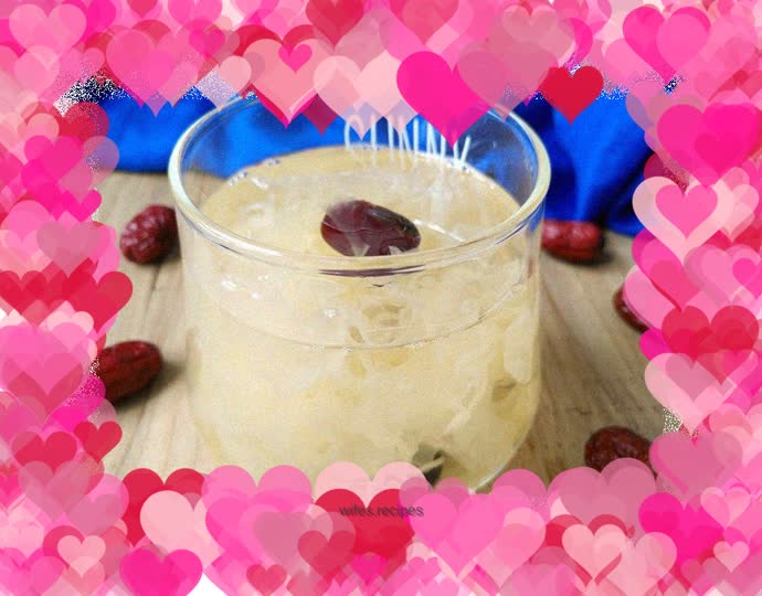 Rock Sugar, Red Dates and Tremella Soup