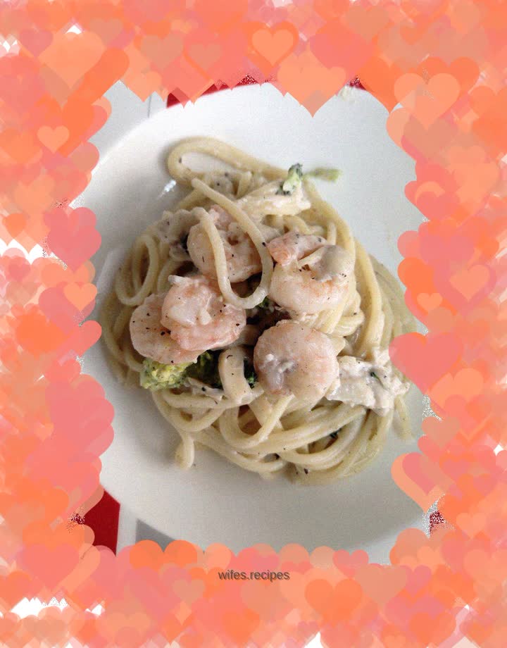 Milk Garlic Shrimp Pasta