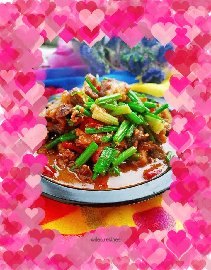 Stir-fried beef brisket with celery stalks