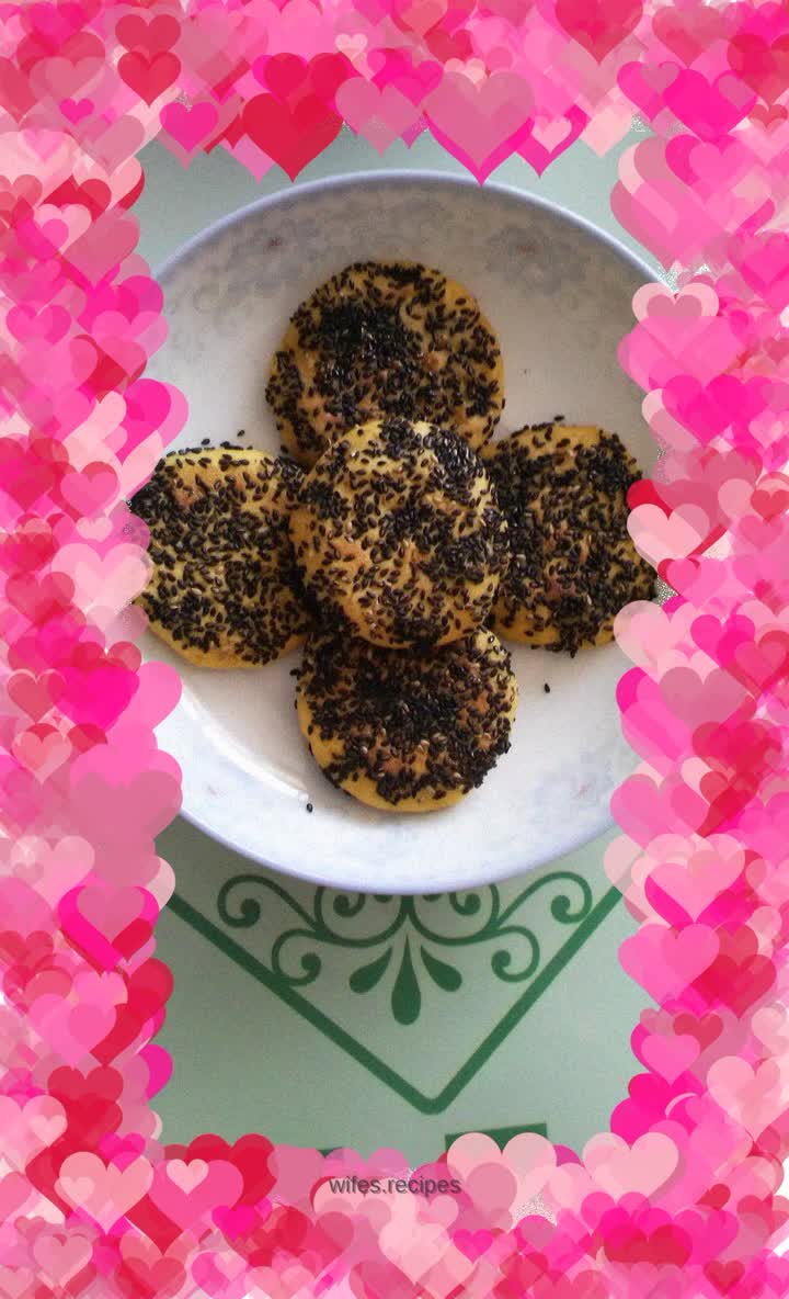 Black sesame pumpkin cake