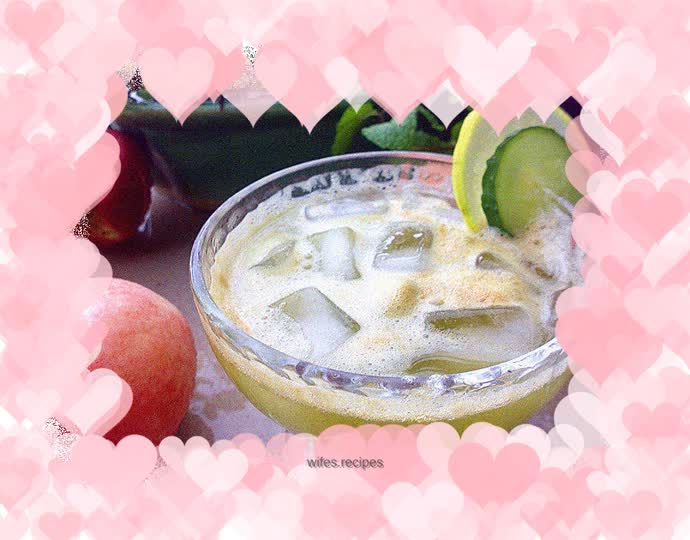 Apple cucumber juice