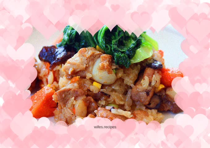 Sticky Rice with Mushrooms and Pork Ribs