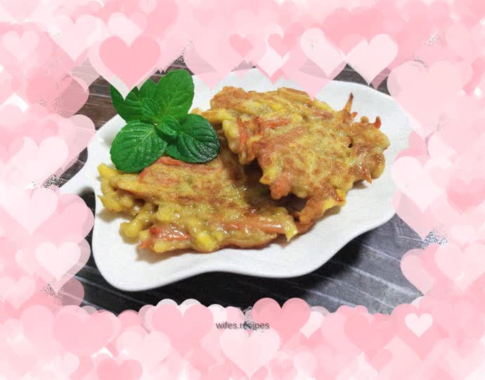 Apple, carrot and duck egg pancake