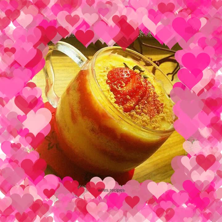 Strawberry lemon curd trifle