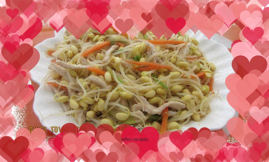 Stir-fried soybean sprouts with shredded pork