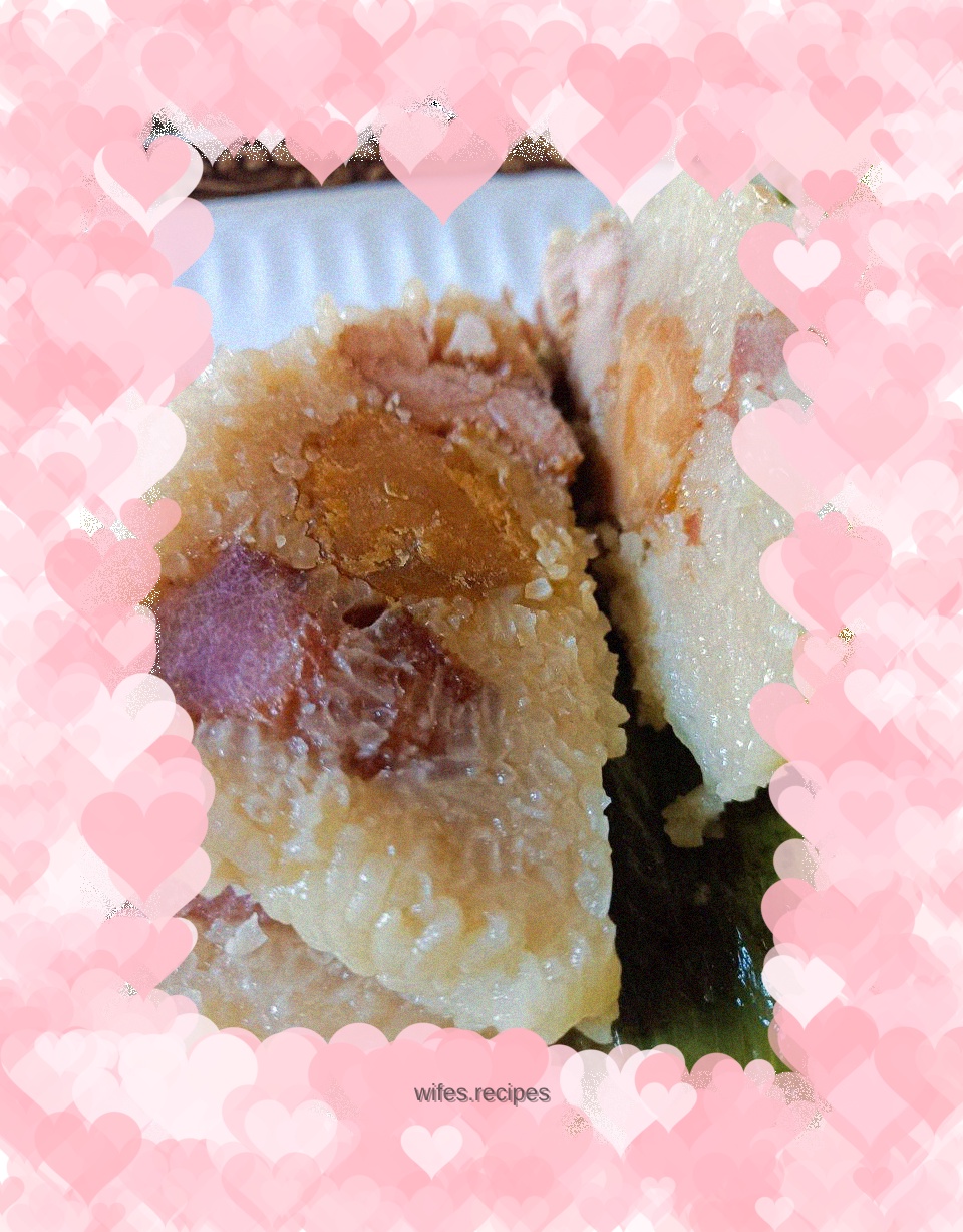 Salted egg yolk meat dumplings