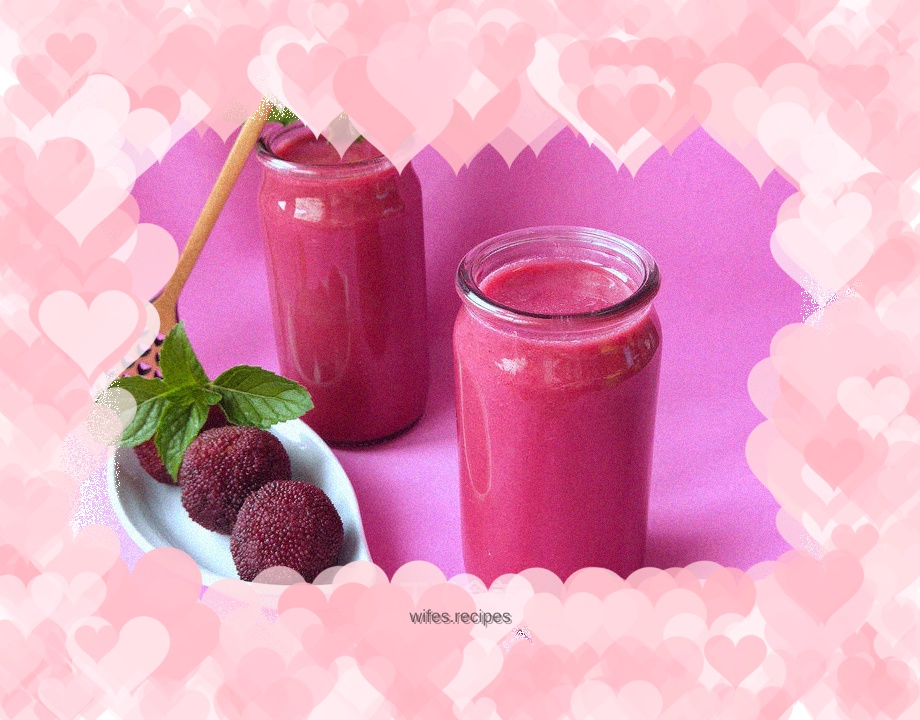 Rice wine and bayberry juice