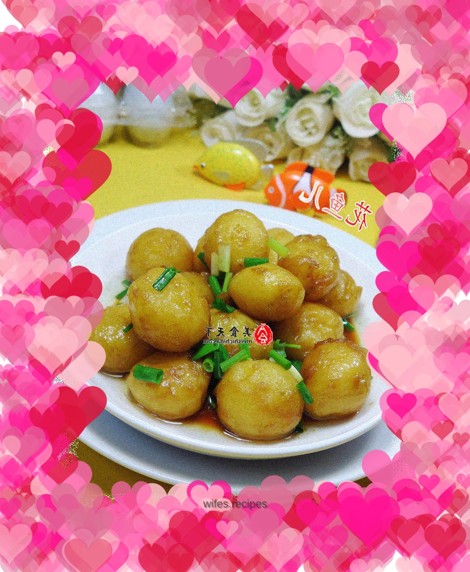 Braised baby potatoes