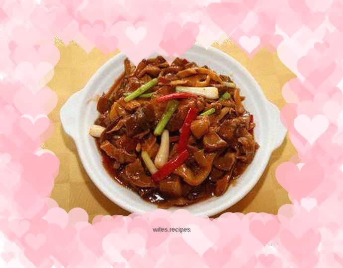 Braised pork with dried bamboo shoots