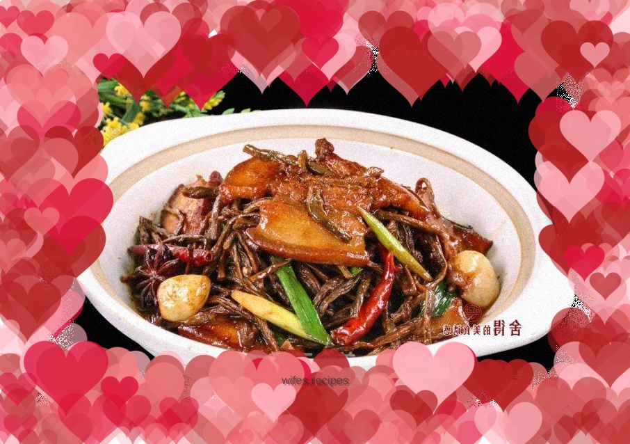 How to make "Pork belly and roasted dried cowpeas" that is fragrant, delicious and goes well with rice