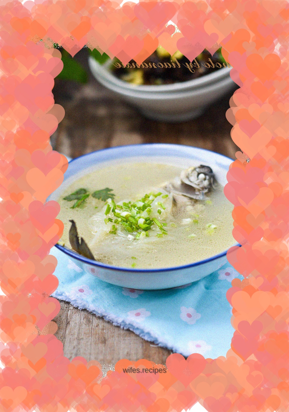 Shredded radish and crucian carp soup