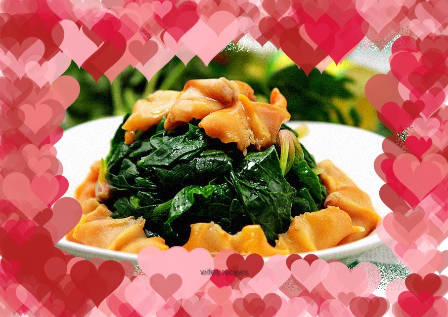 Red clams mixed with spinach