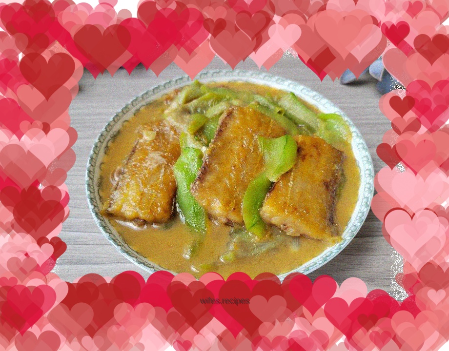 Grilled hairtail fish with loofah