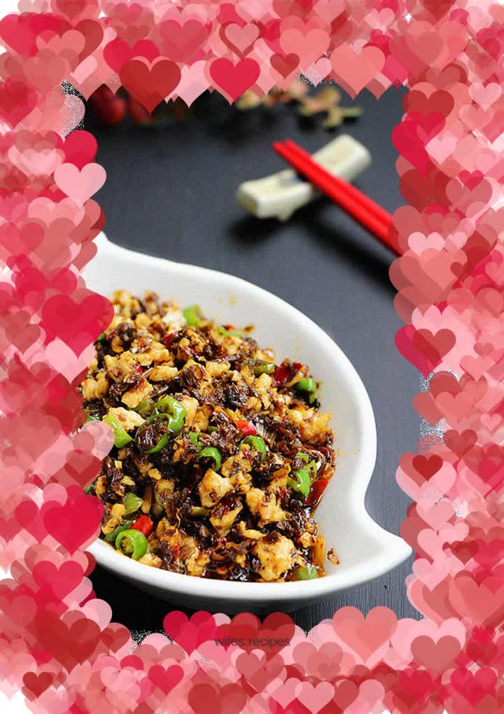 Chicken, rice and sprouts