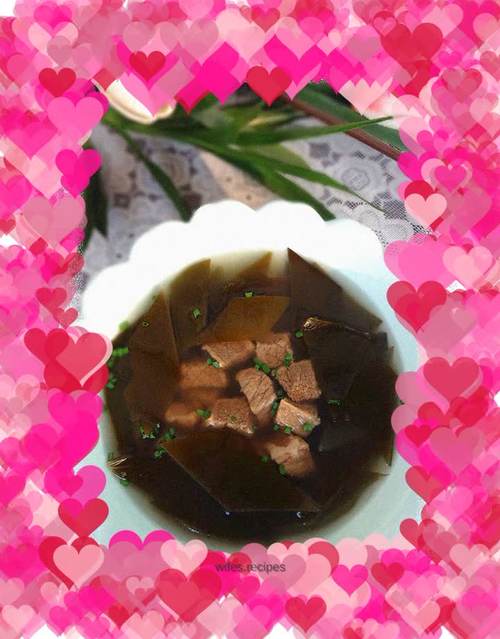 Beef and kelp soup