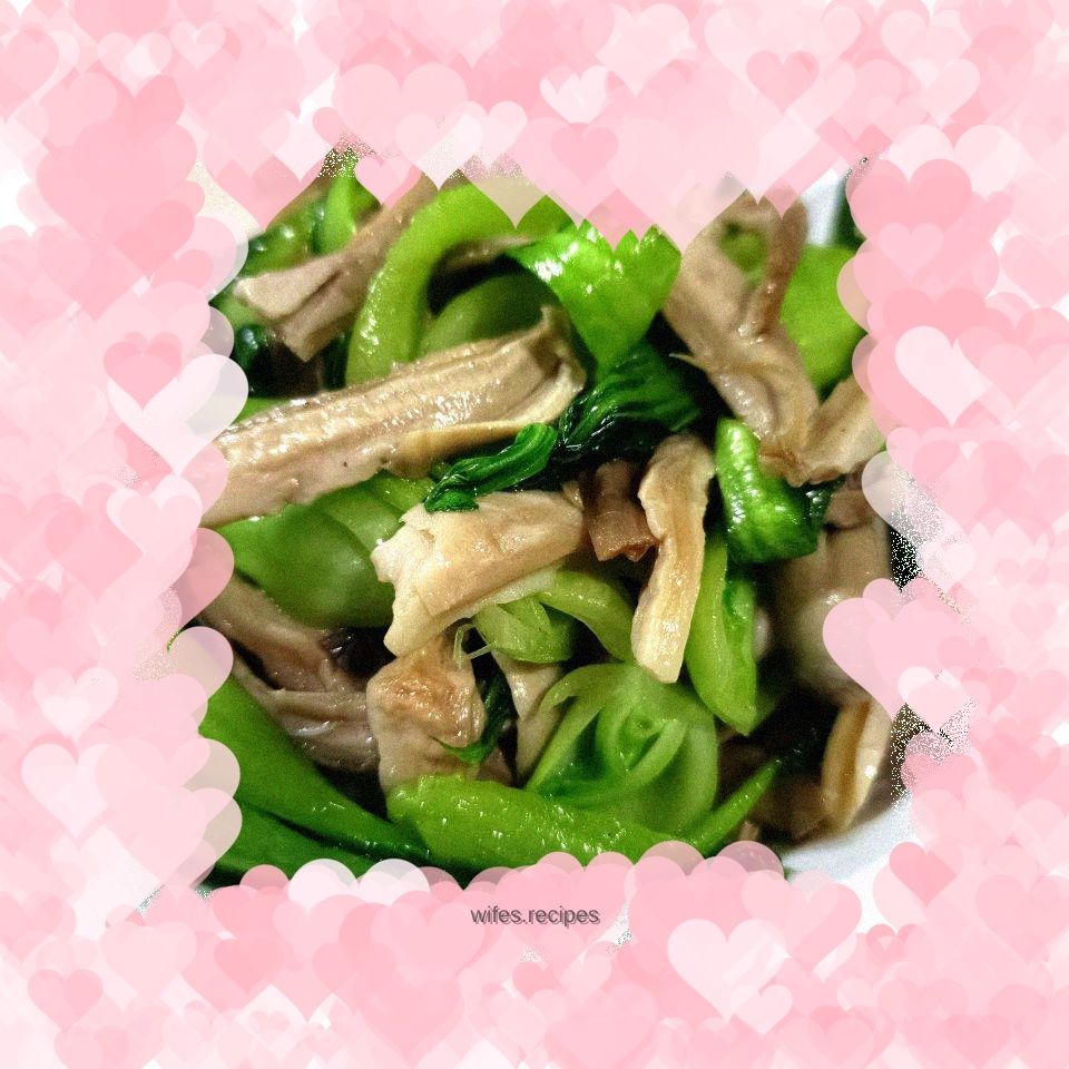 Stir-fried Rapeseed Hearts with Coprinus Mushrooms