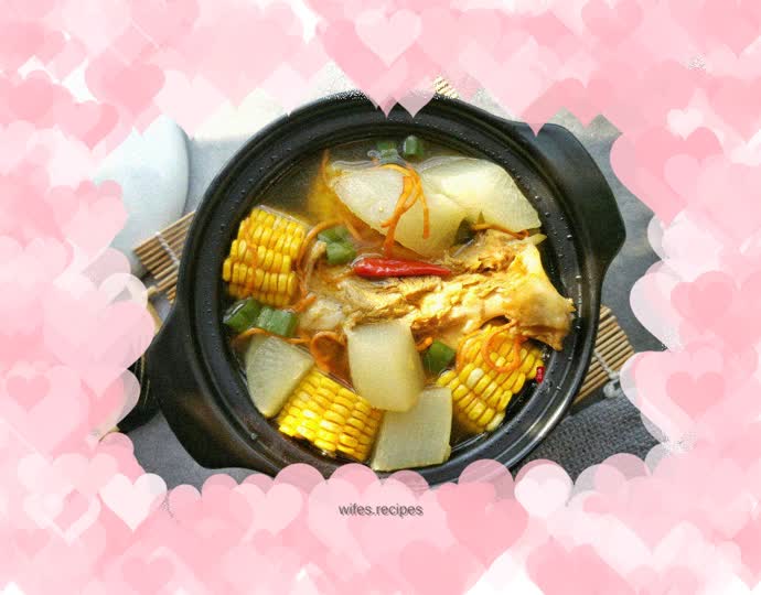 Corn, radish and fan bone soup