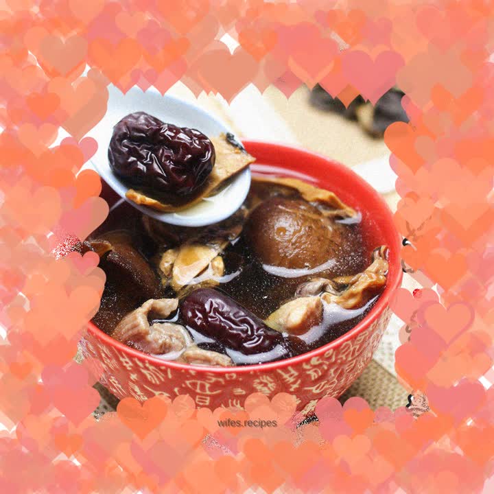 Guangdong Laohuo Soup - Mushroom, Fungus and Cuttlefish Soup