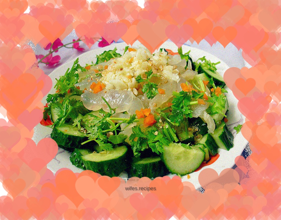 Cucumber mixed with jellyfish