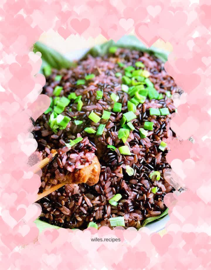 Steamed Pork Ribs with Purple Glutinous Rice