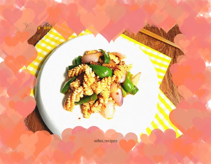 【Stir-fried Squid with Hot Sauce】