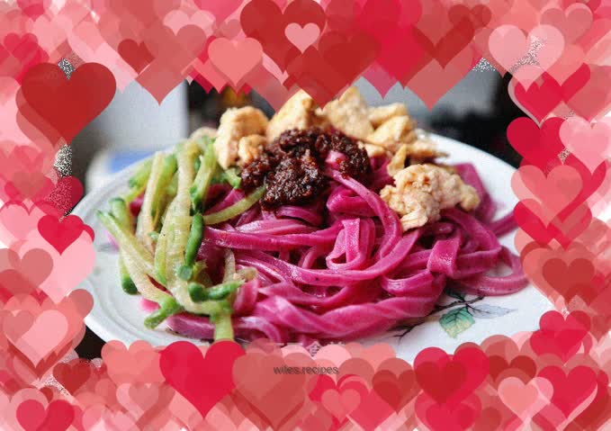 Beef Sauce Dragon Fruit Noodles