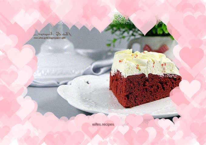 Red Velvet Cream Cake