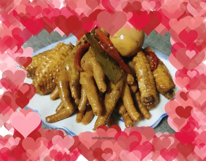 Spicy Braised Chicken Wings and Feet