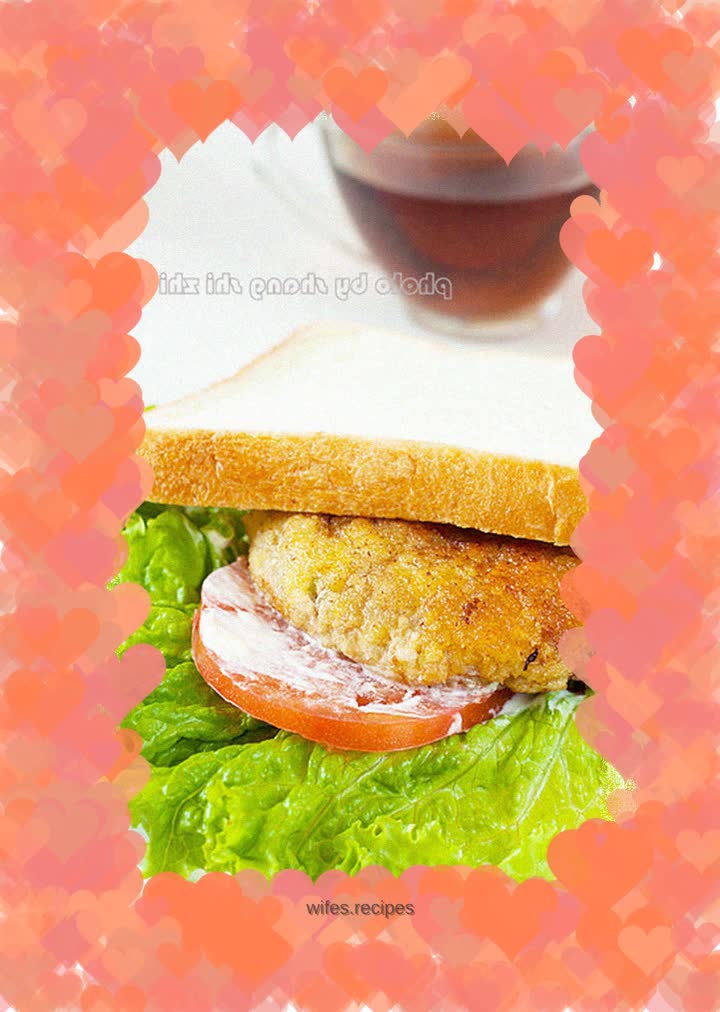 Pan-fried beef patty sandwich