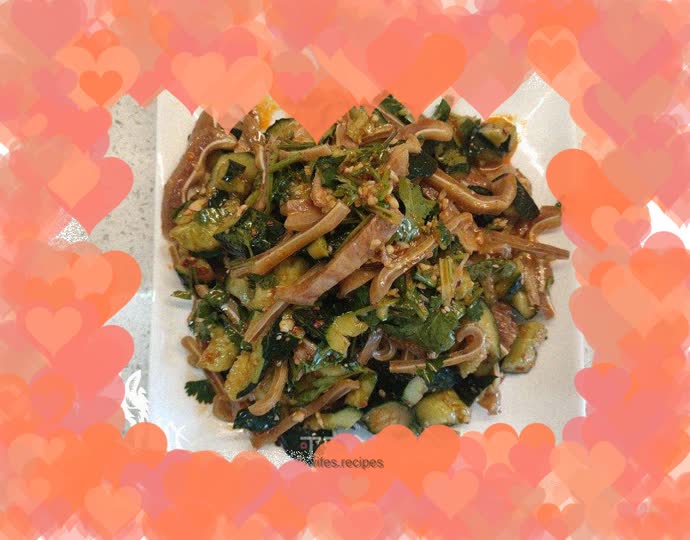 Cucumber mixed with shredded ears