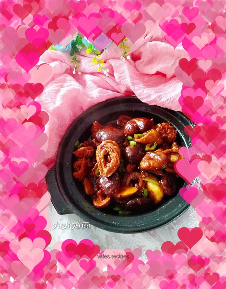 Mushroom stewed pork sausage