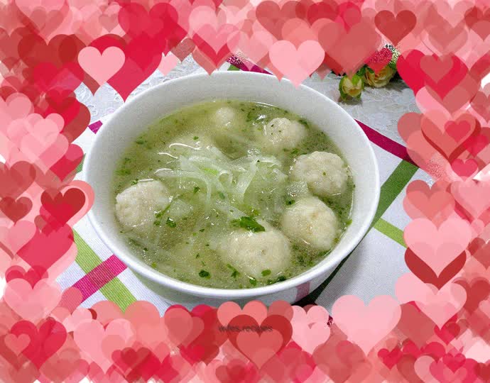 Squid Balls and Shredded Radish Soup