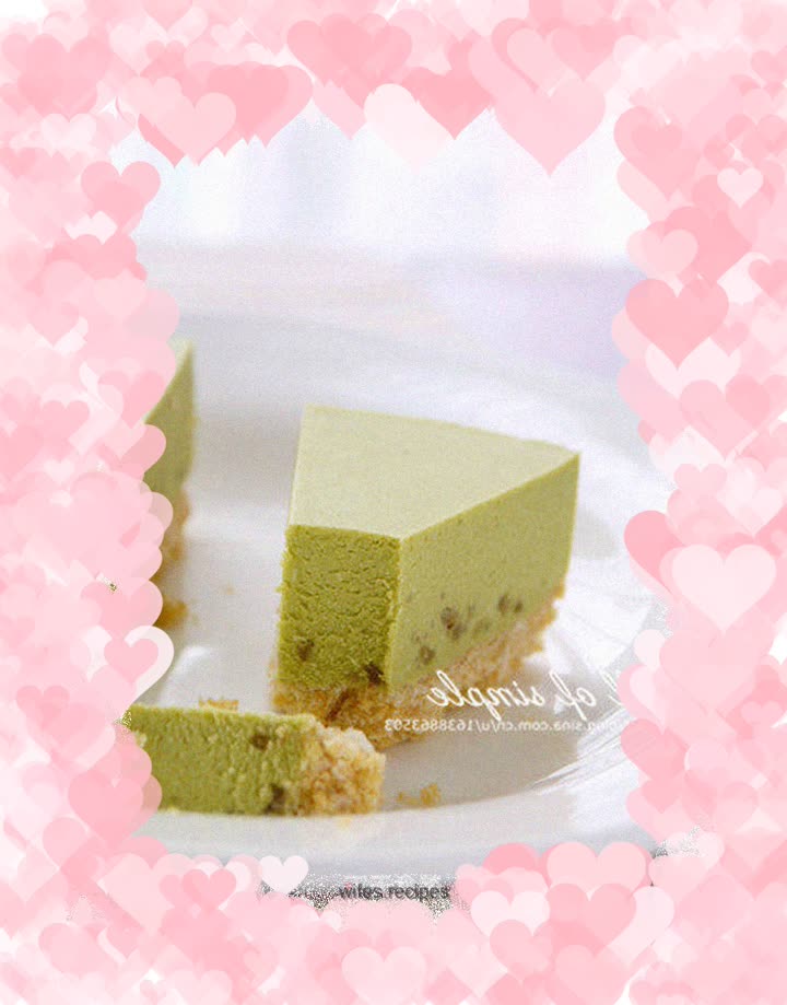 Matcha mousse cake