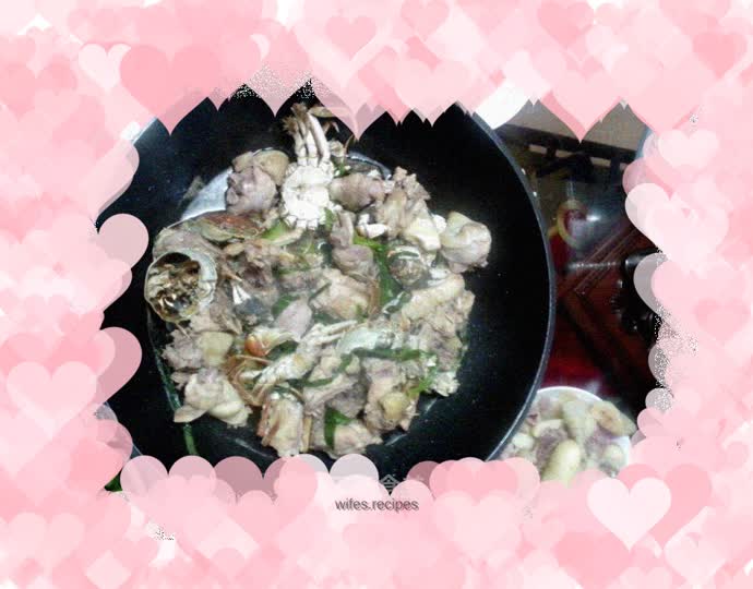 Clay pot chicken with crab