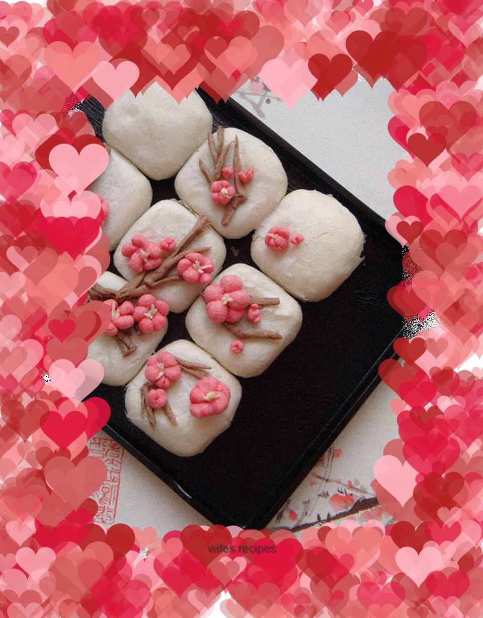 【China】Creative Chinese white pastry with red plum and spring