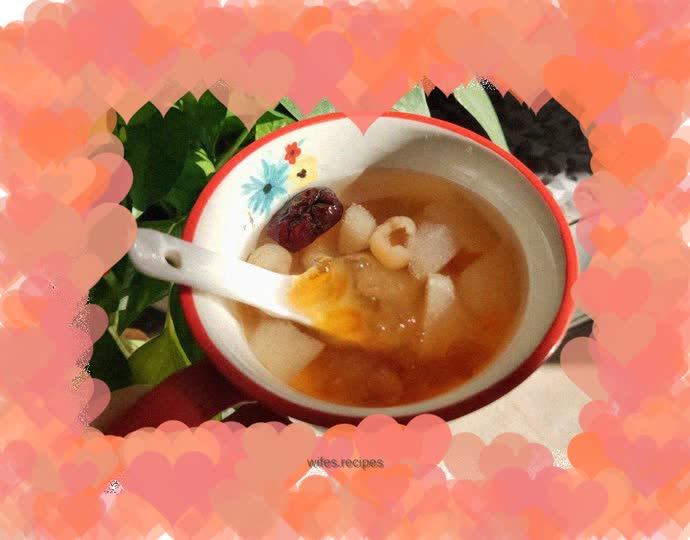 Peach gum, longan and snow pear soup