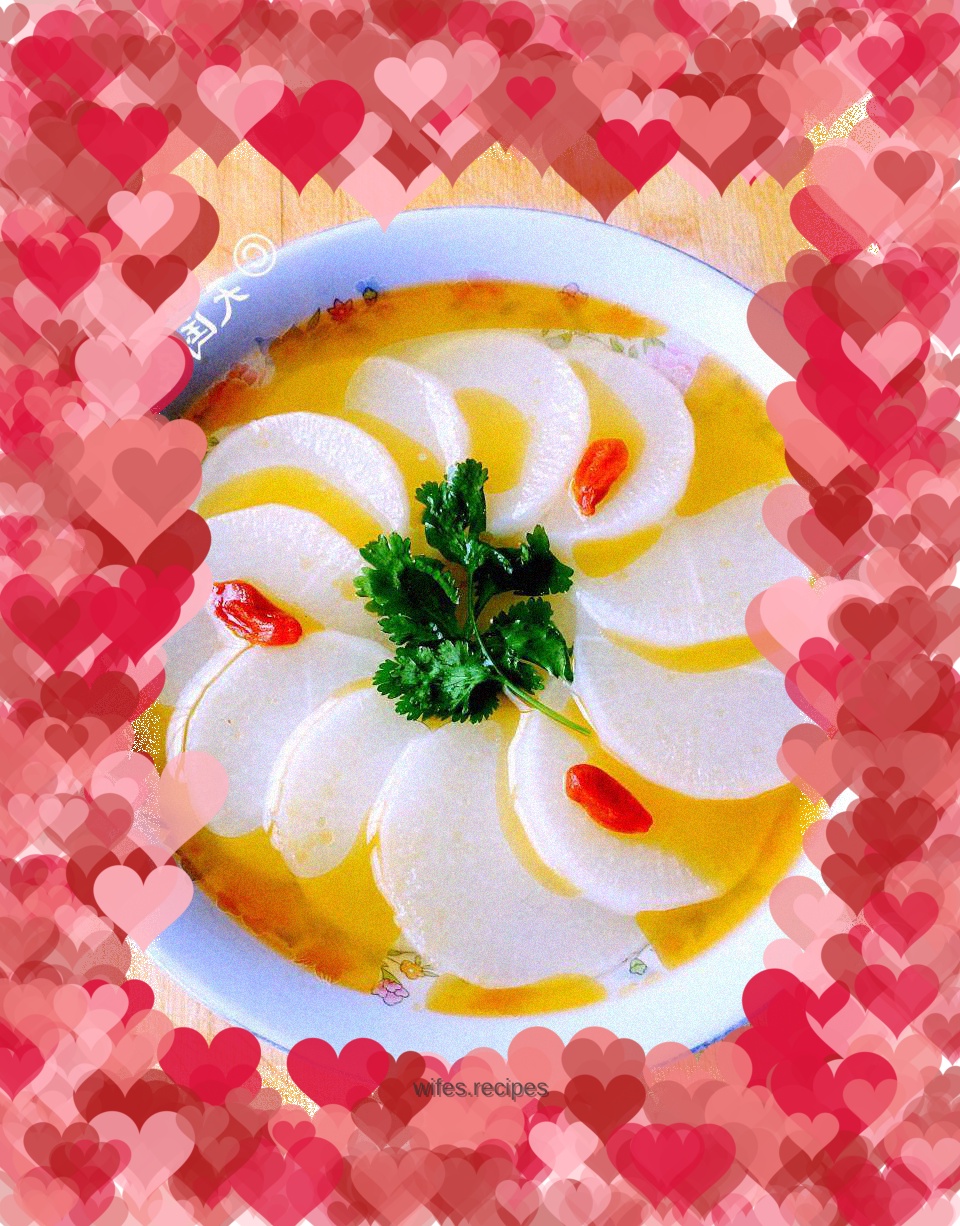 Chicken gravy with radish