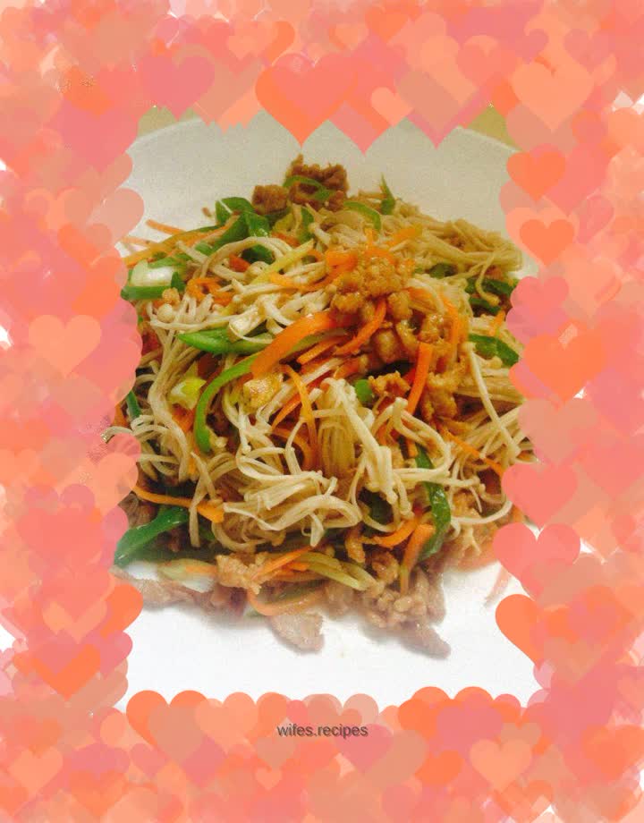 Stir-fried Shredded Pork with Enoki Mushrooms