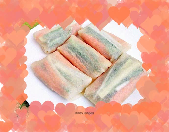 Authentic spring cakes are as thin as paper