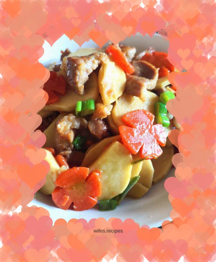 Stir-fried pork slices with winter bamboo shoots
